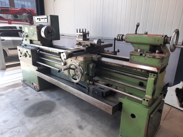 Tessan SN50 Üniversal Torna Tezgahı - 1985 Model 1.5 metre, Bakımları yapılmıştır. Çalışır durumdadır. Tessan SN50 Üniversal Torna Tezgahı - 1985 Model 1.5 metre, Bakımları yapılmıştır. Çalışır durumdadır.