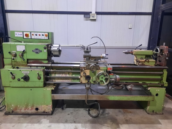Tezsan Üniversal Torna Tezgahı sn 50 .1.5 metre 1998 Model, Bakımları yapılmıştır. Çalışır durumdadır. Firmamız tarafından garantilidir. Tezsan Üniversal Torna Tezgahı sn 50 .1.5 metre 1998 Model, Bakımları yapılmıştır. Çalışır durumdadır. Firmamız tarafından garantilidir.