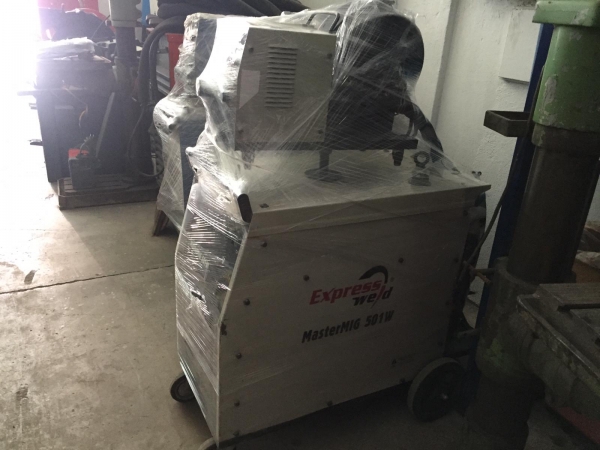 Express 500W, Bakımları yapılmıştır. Çalışır vaziyettedir. Kullanıma hazırdır.