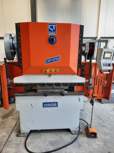 Cematek Abkant 1250 cm 30 ton NC Kontrollü 2014 Model, Bakımları yapılmıştır. Çalışır durumdadır. Firmamız tarafından garantilidir.