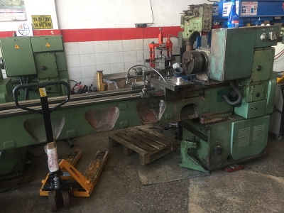 Slovak 2 Metre Torna Makinesi, Çalışır vaziyette. Bakımları yapılmış. 2009  Model. Firmamız tarafından garantilidir.