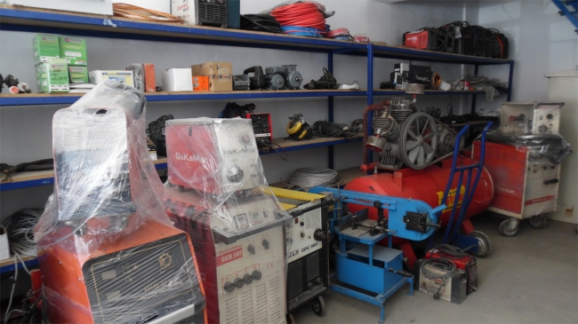 Elektrikli Motor ve Bobinaj Sarımı, Elektrik motorlarının, elektrik akımı meydana getiren yüzeyinde gerilim oluşturması için gereken iletkenlerin hazırlanıp ... Elektrikli Motor ve Bobinaj Sarımı, Elektrik motorlarının, elektrik akımı meydana getiren yüzeyinde gerilim oluşturması için gereken iletkenlerin hazırlanıp ...